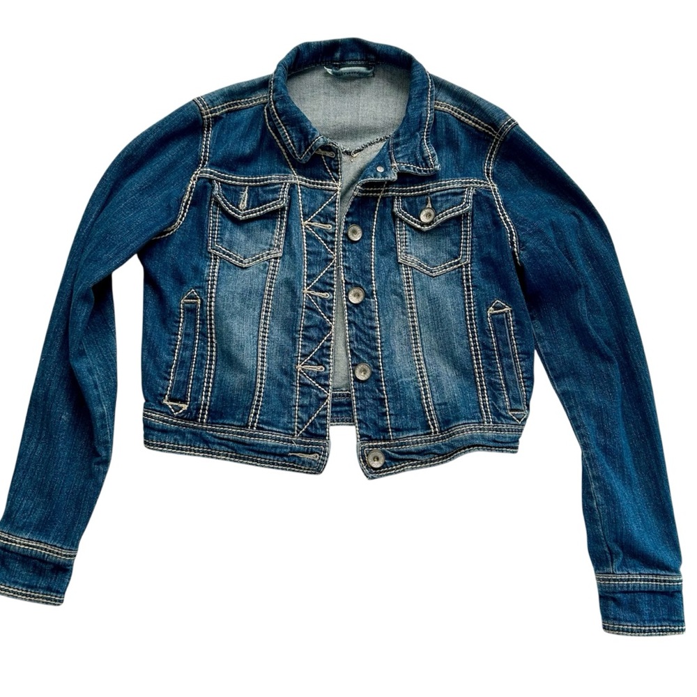 Maurices Classic Dark Blue Distressed Cropped Denim Jacket, Women’s Small